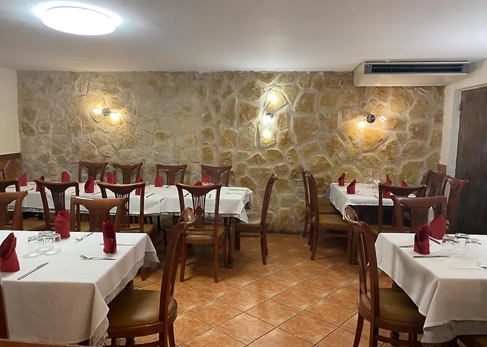 מלון San Miguel 2*